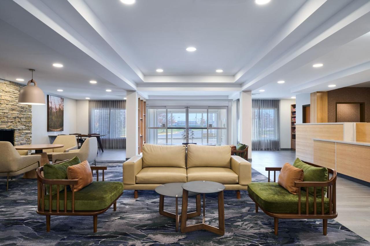 Fairfield Inn And Suites By Marriott Winchester Bagian luar foto