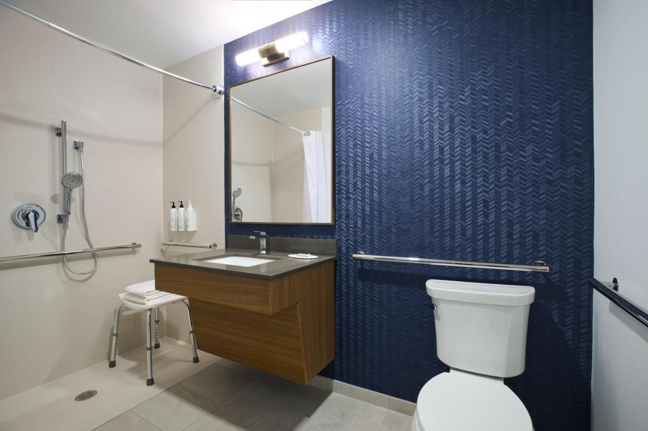 Fairfield Inn And Suites By Marriott Winchester Bagian luar foto