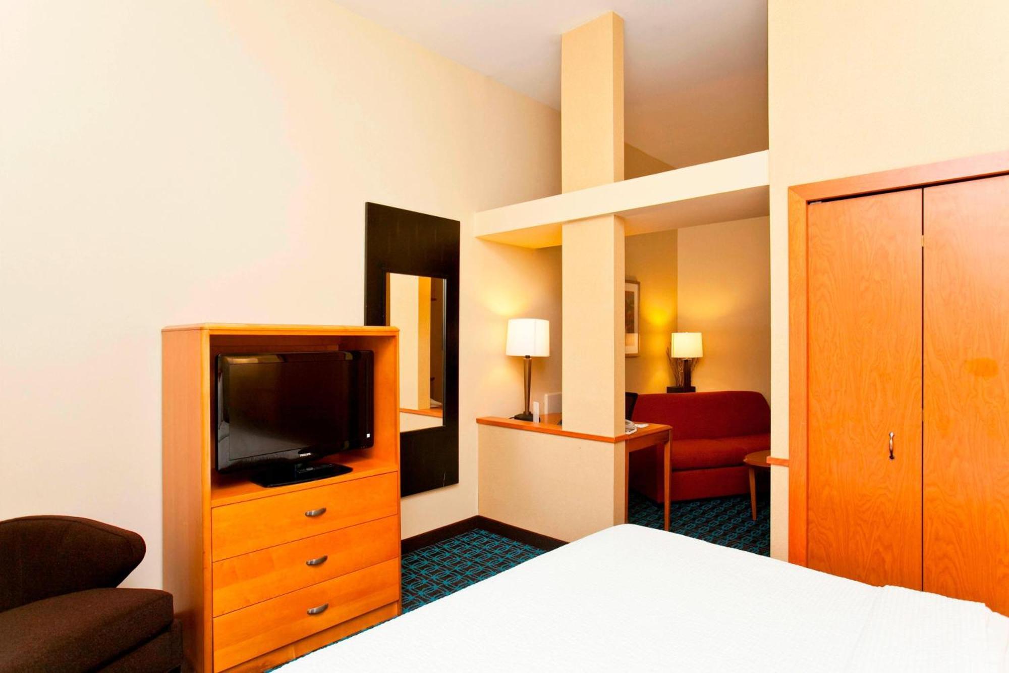 Fairfield Inn And Suites By Marriott Winchester Bagian luar foto