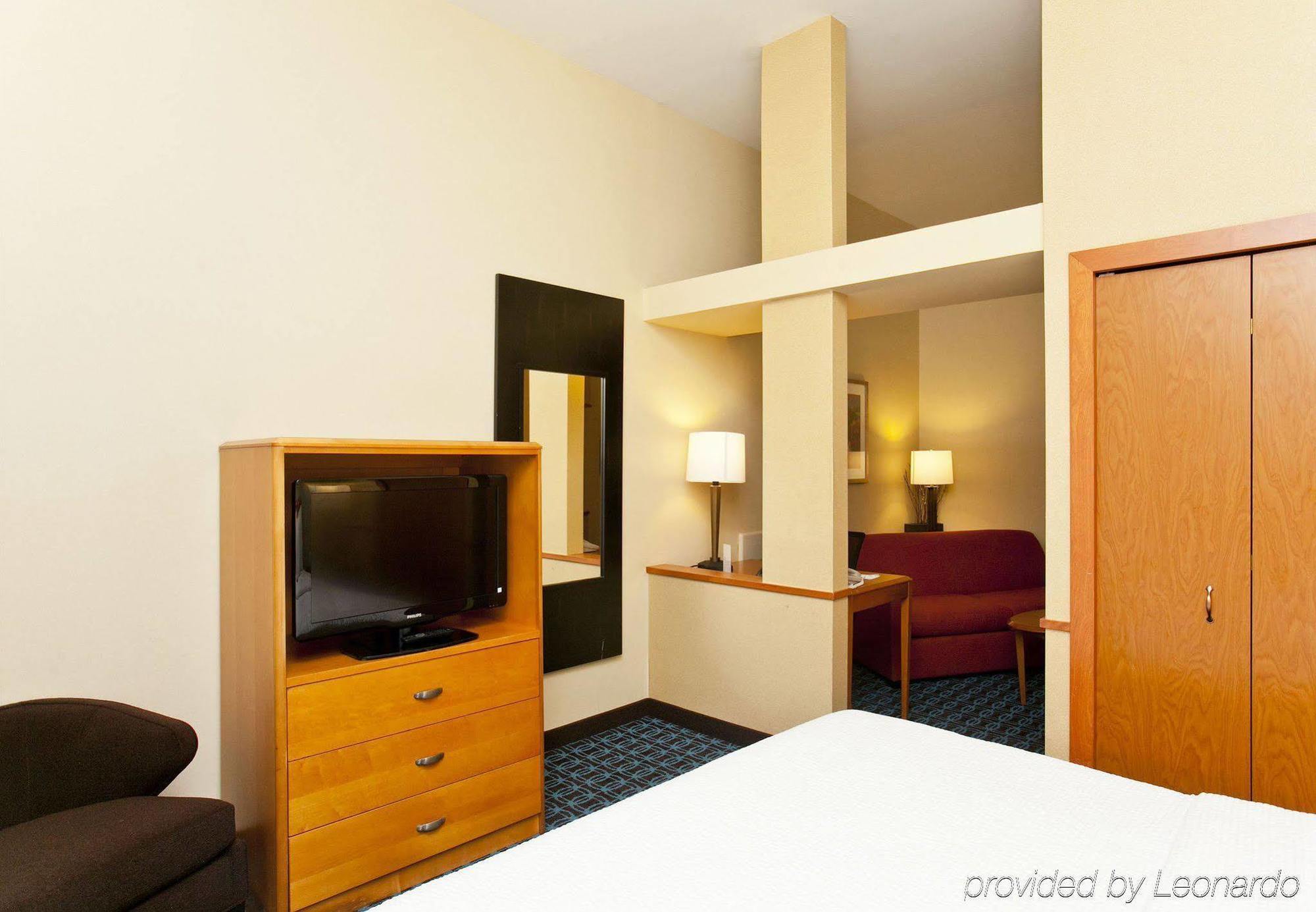 Fairfield Inn And Suites By Marriott Winchester Bagian luar foto